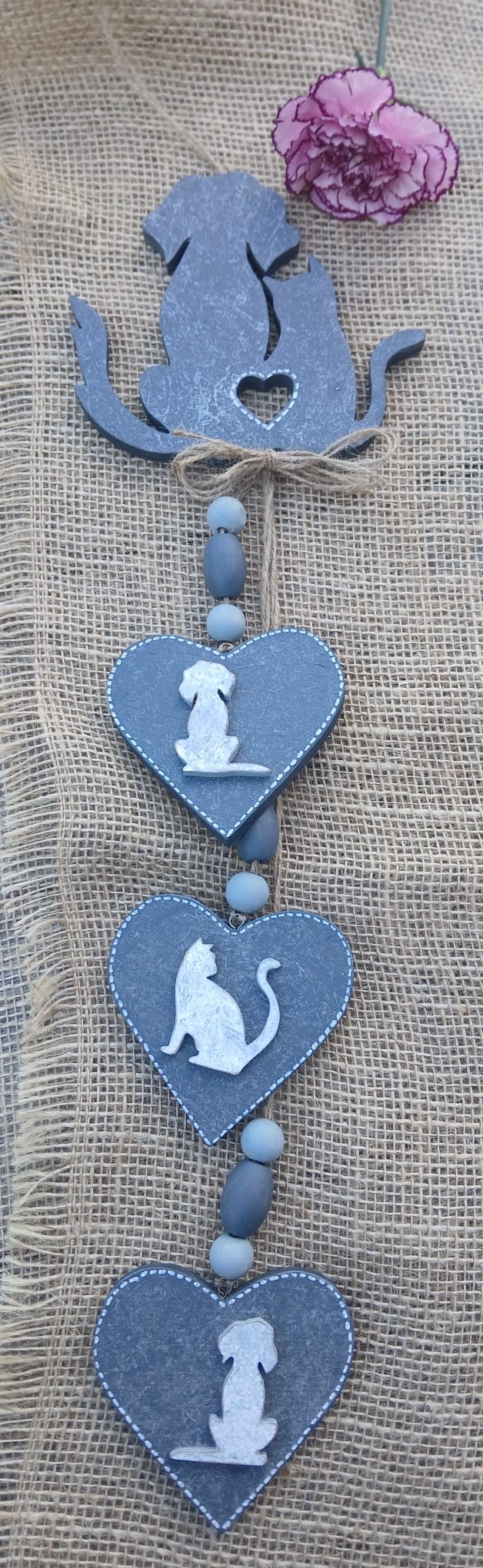 Suspension murale coeurs chiens et chats