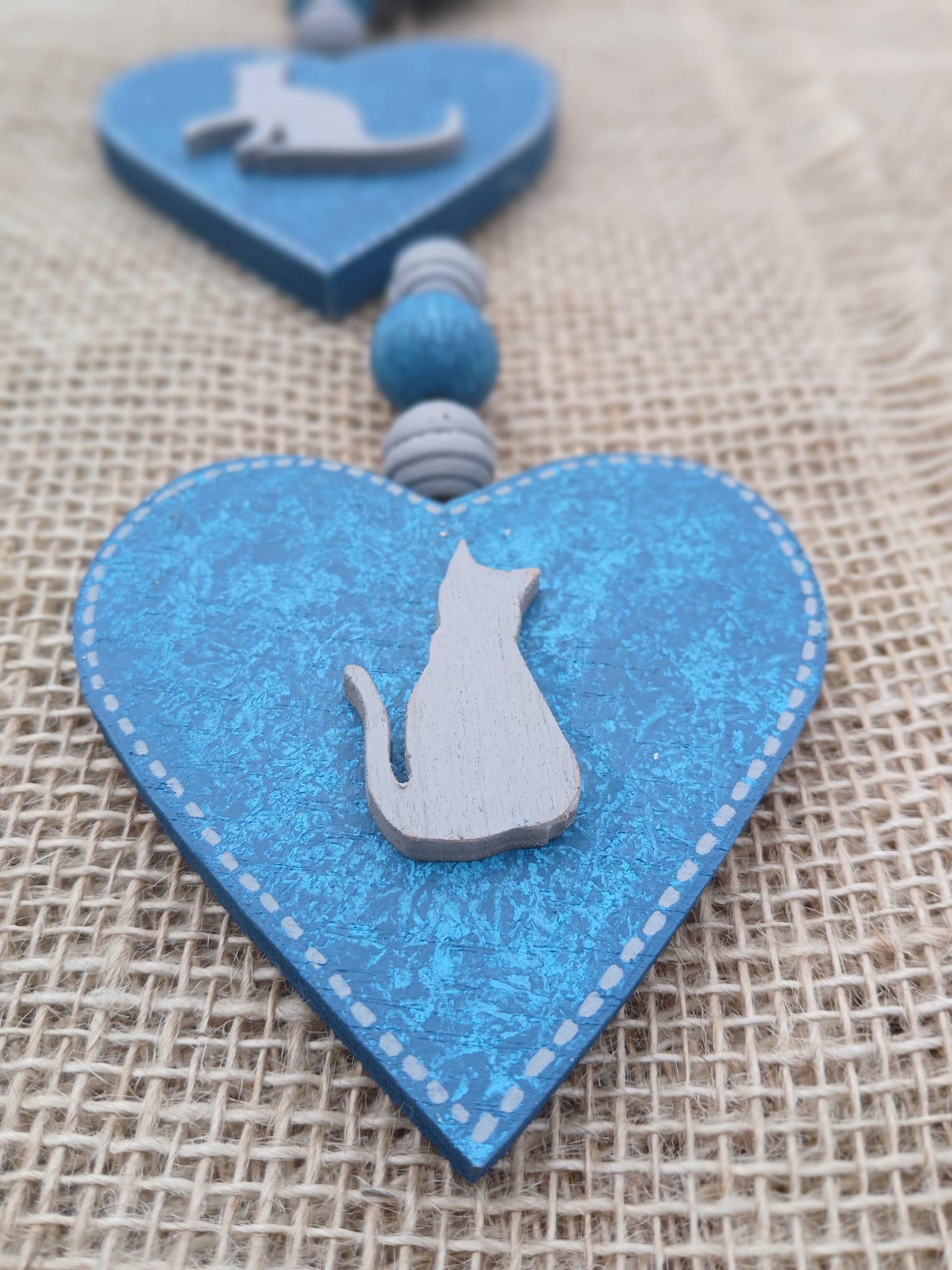 Suspension murale coeurs et chats