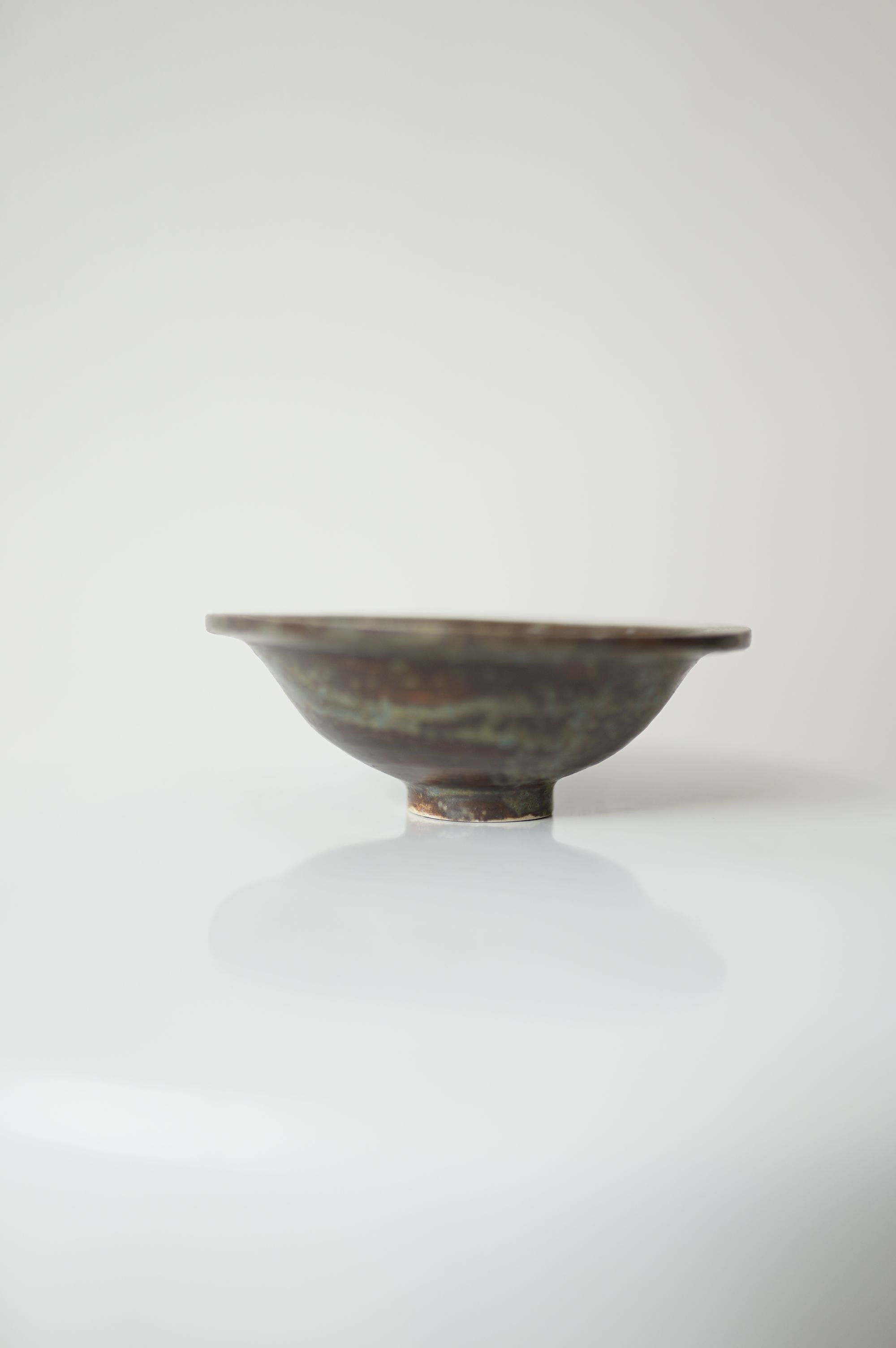 Coupe en céramique émaillée