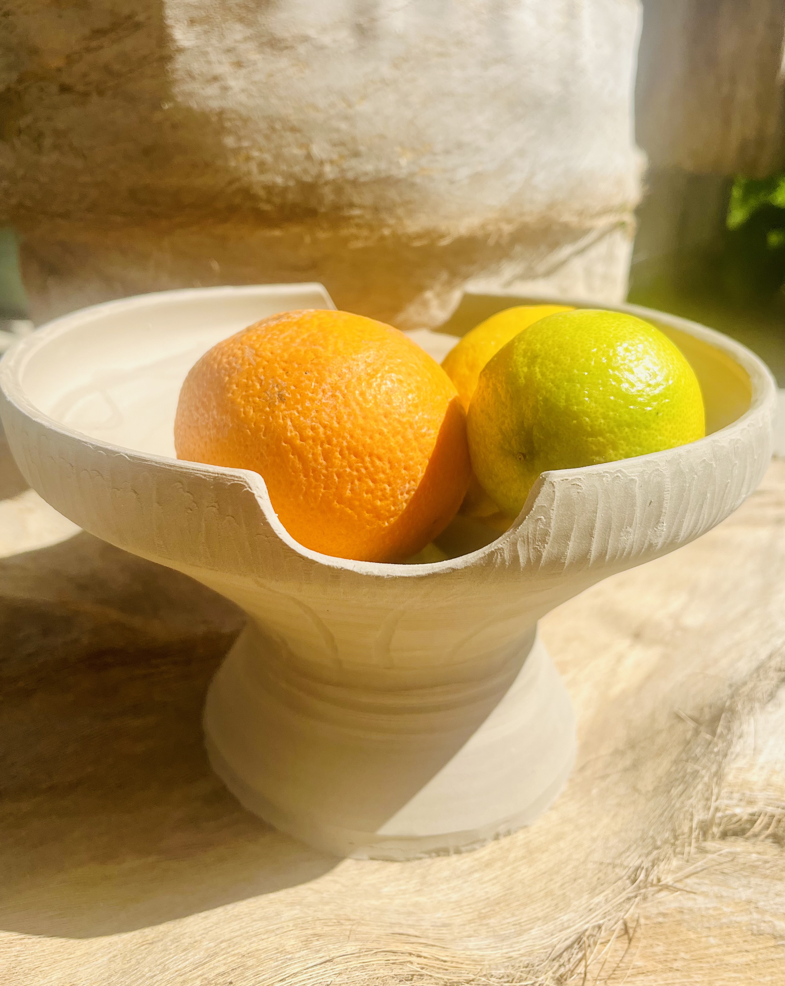 Coupe en grès brut 'Chizen Itza'