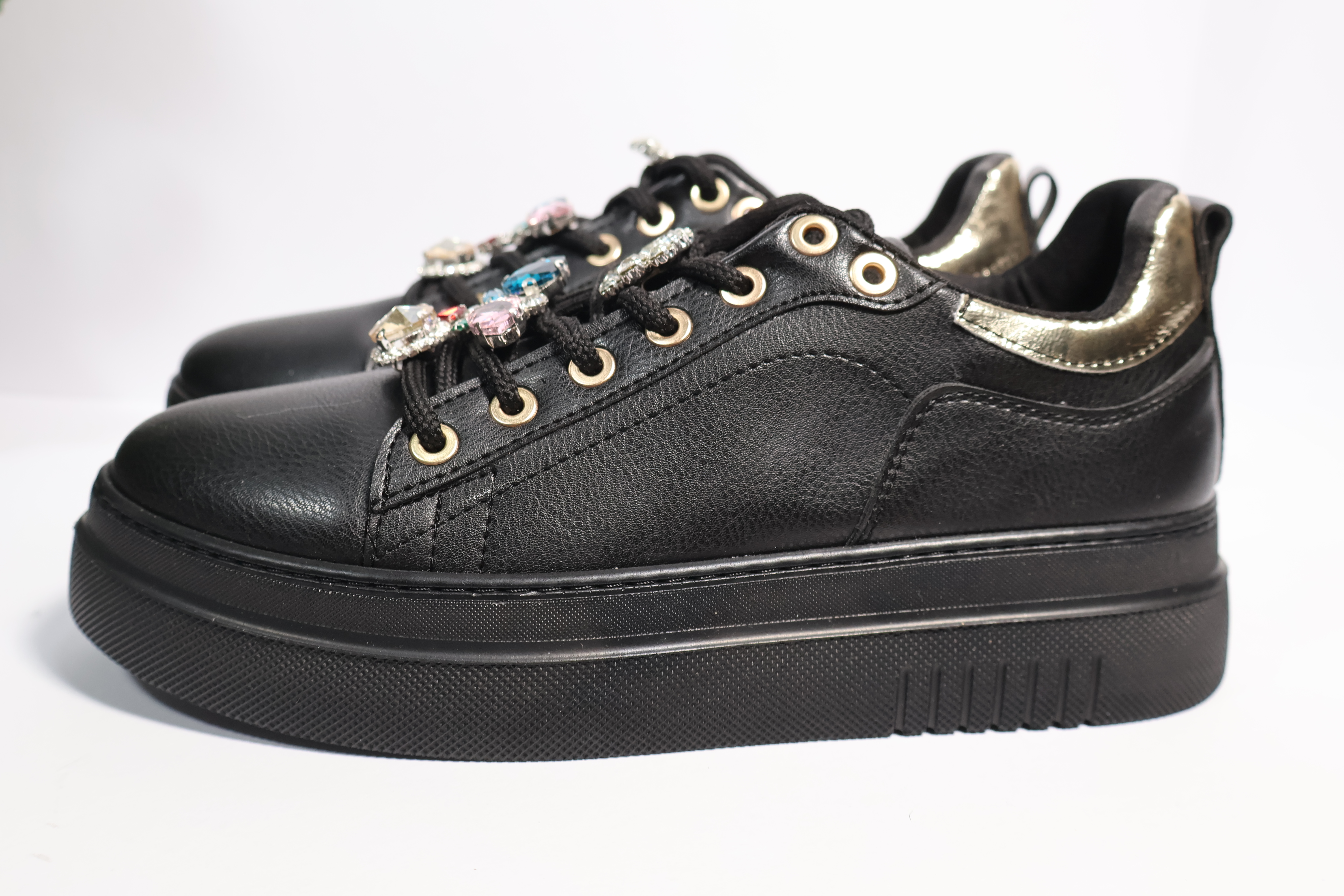 Siyah Deri Yüksek Taban Sneakers