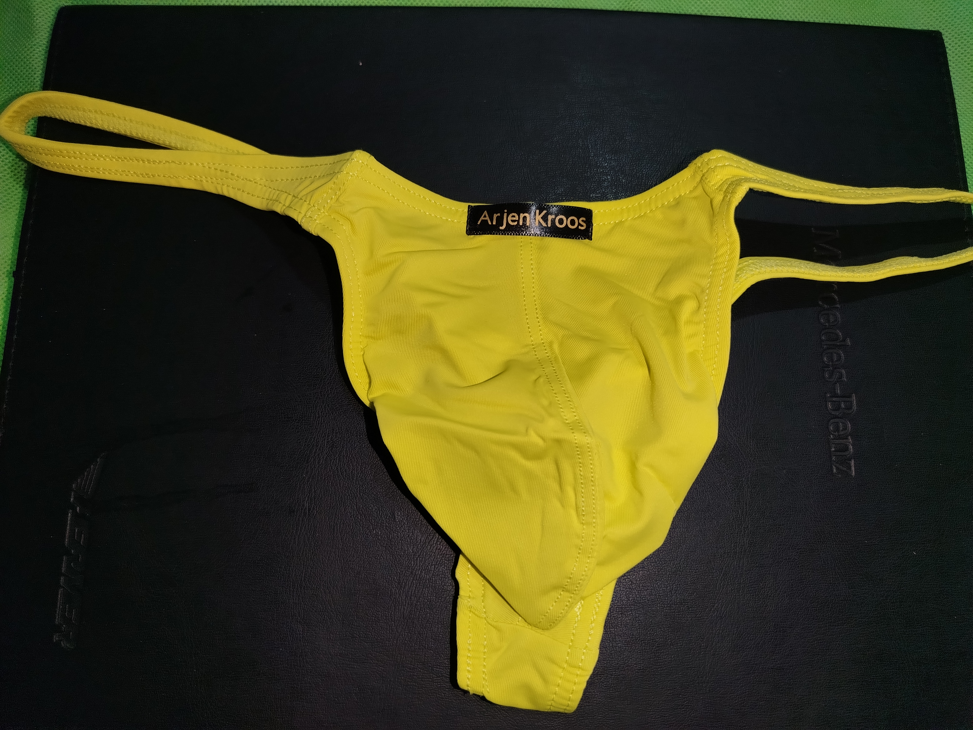 Tanga para hombre (Talla chica, mediana y grande)