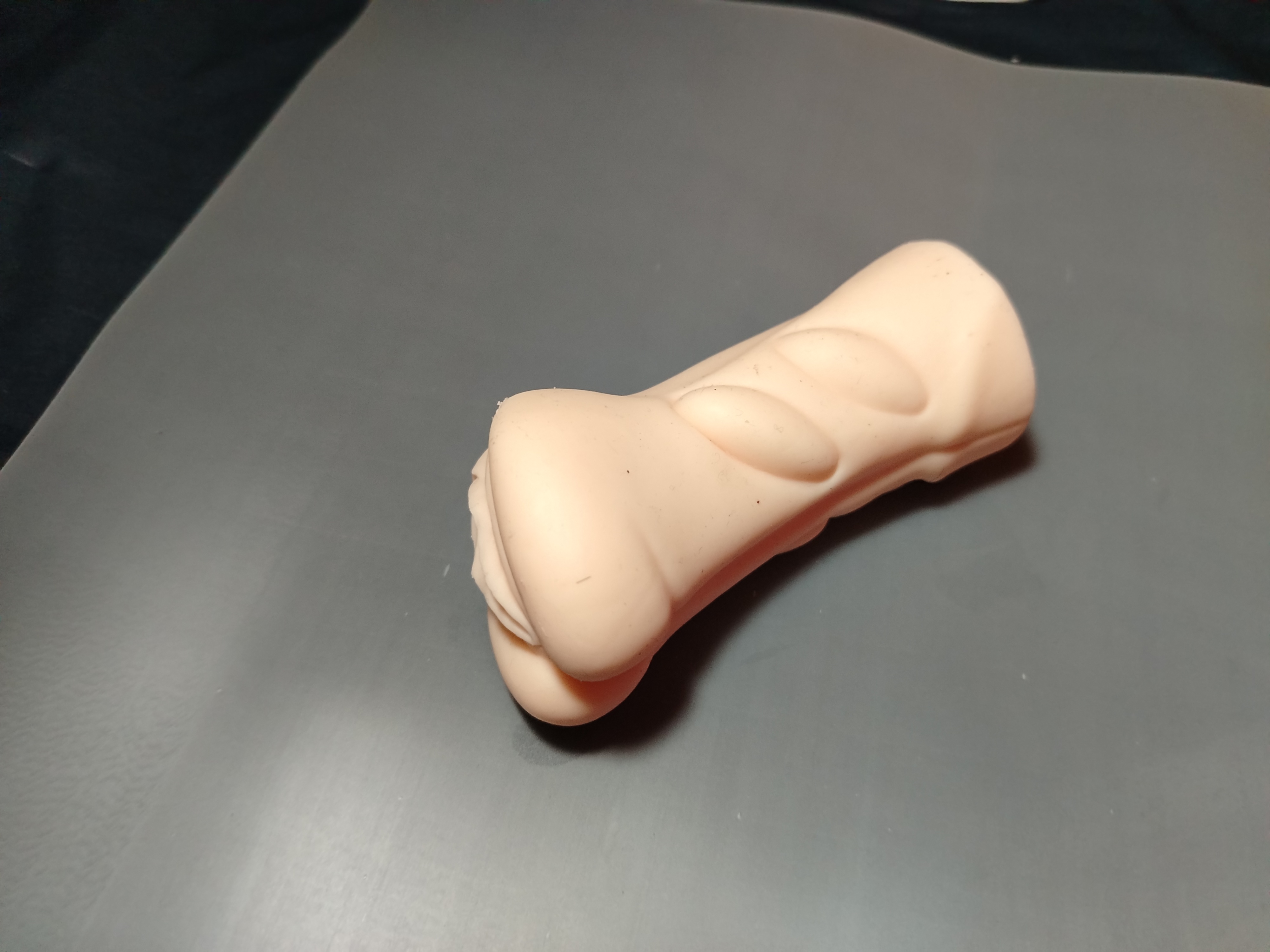 Masturbador masculino de silicona terzo