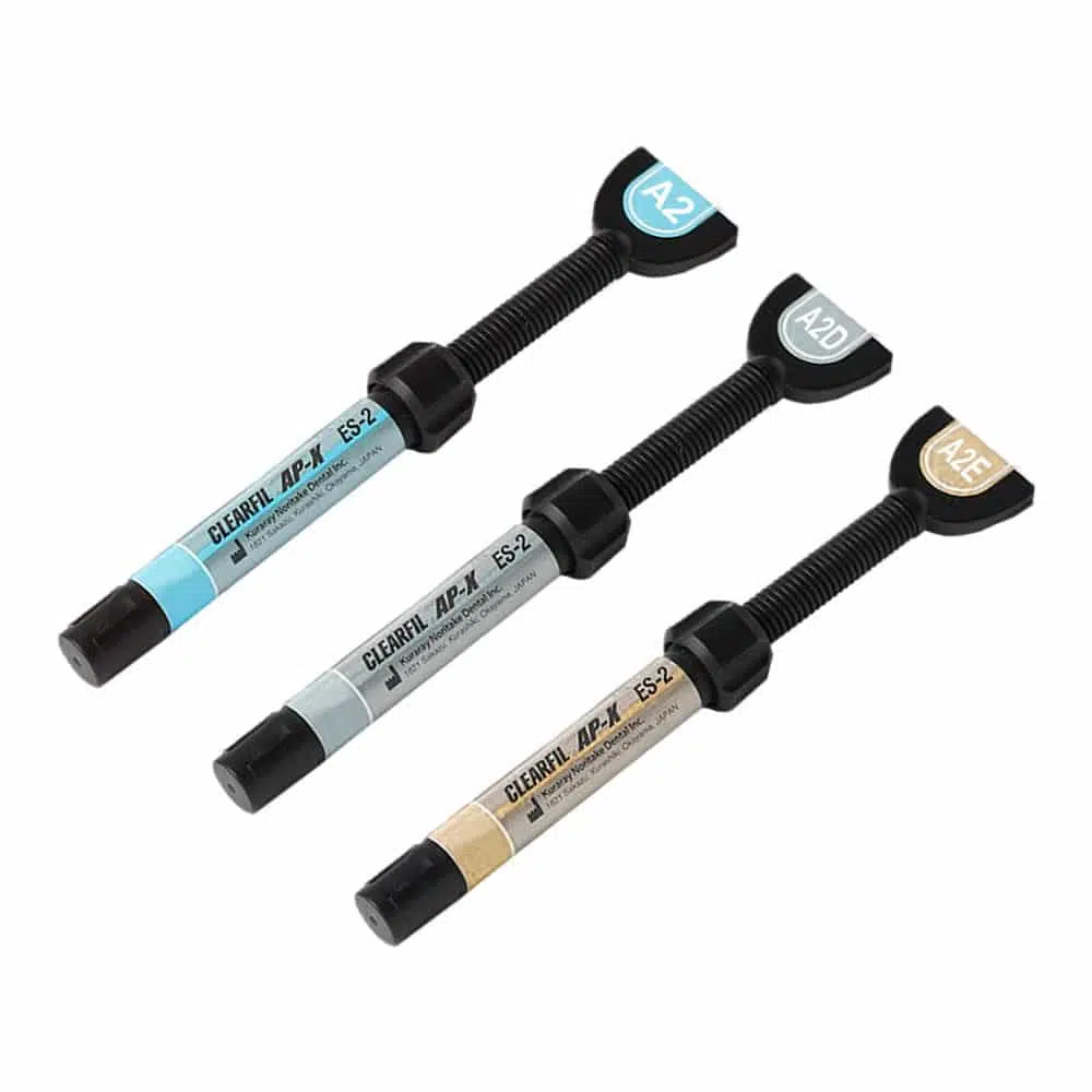 Resina Clearfil AP-X ES-2 A2D (KURARAY NORITAKE DENTAL)