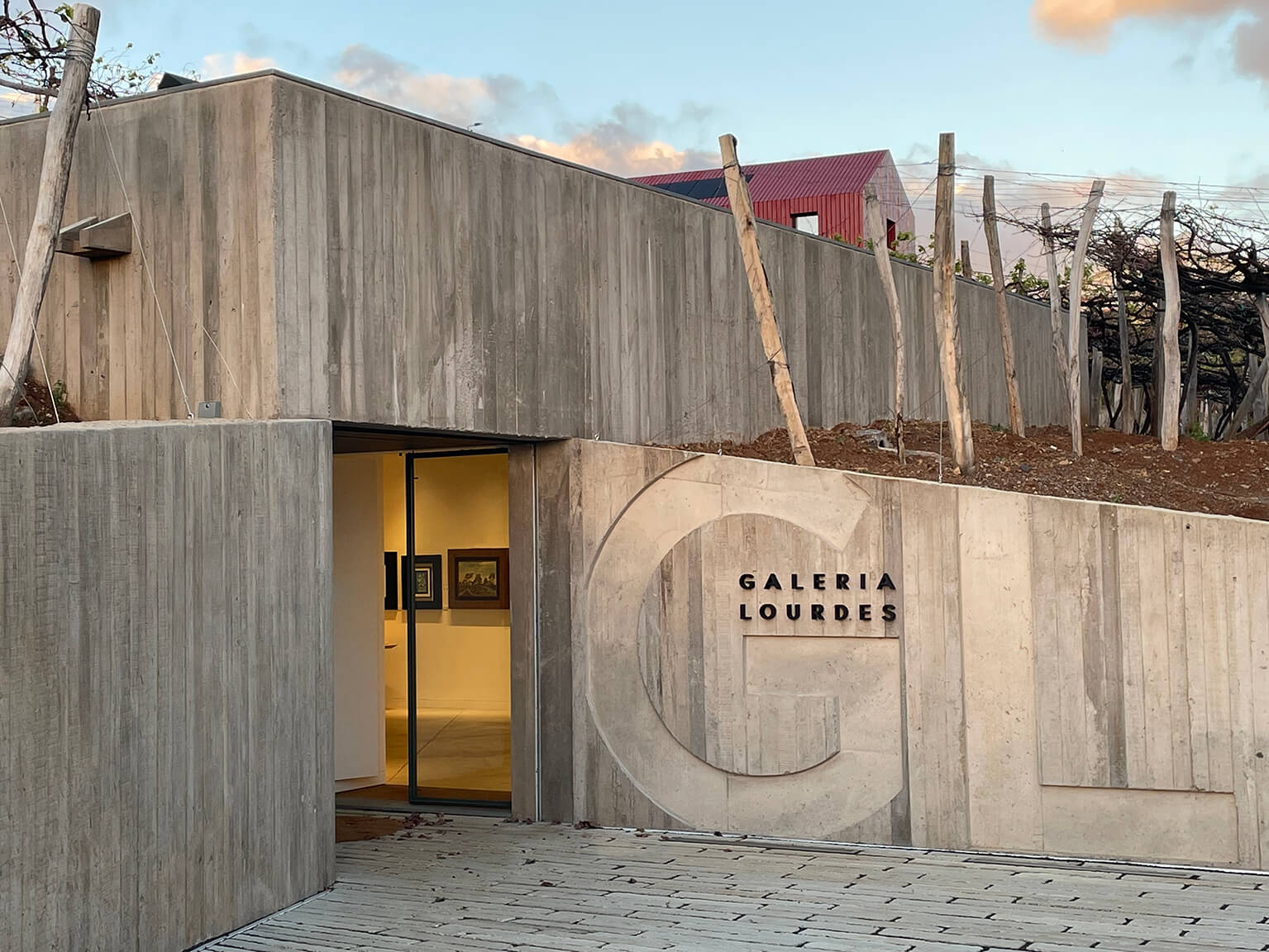 Art gallery and Wine cellar