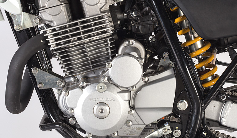 Honda XR 300L Tornado 2025