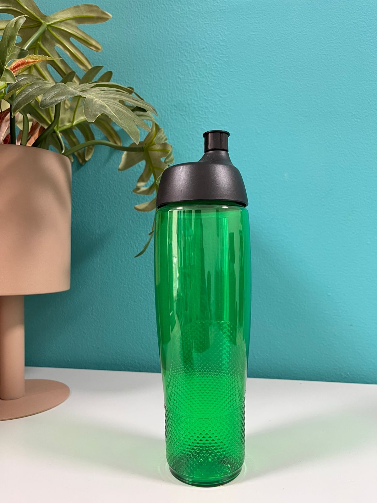 Botella de Agua Plástica