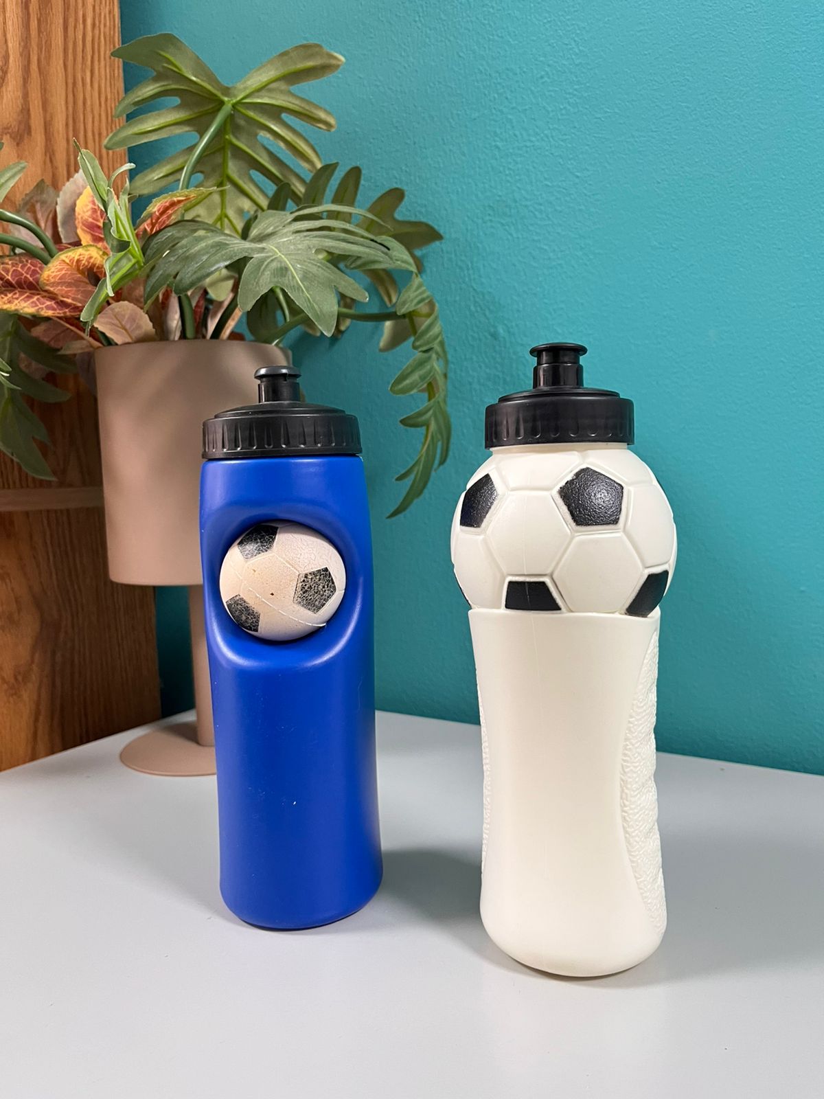 Botella de Agua para Niños con Diseño de Fútbol