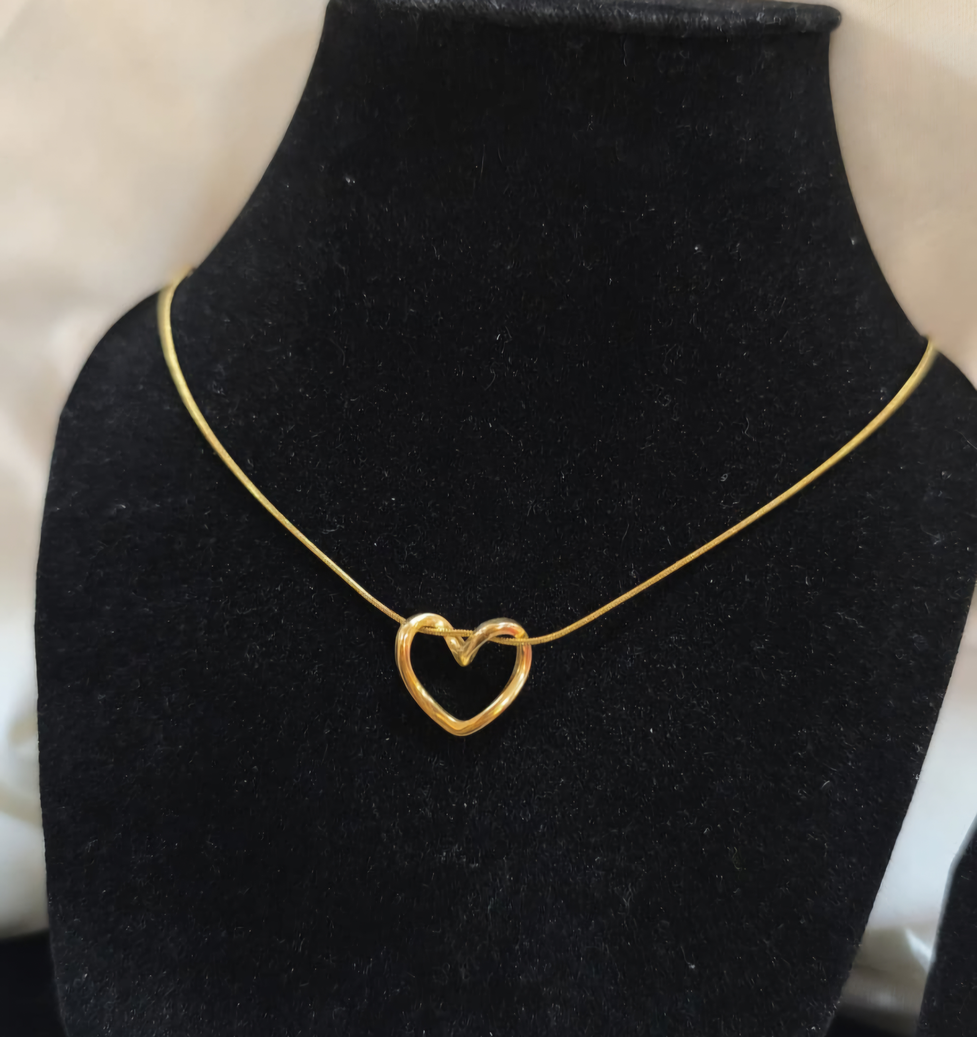 Gold Heart Ring Pendant Necklace