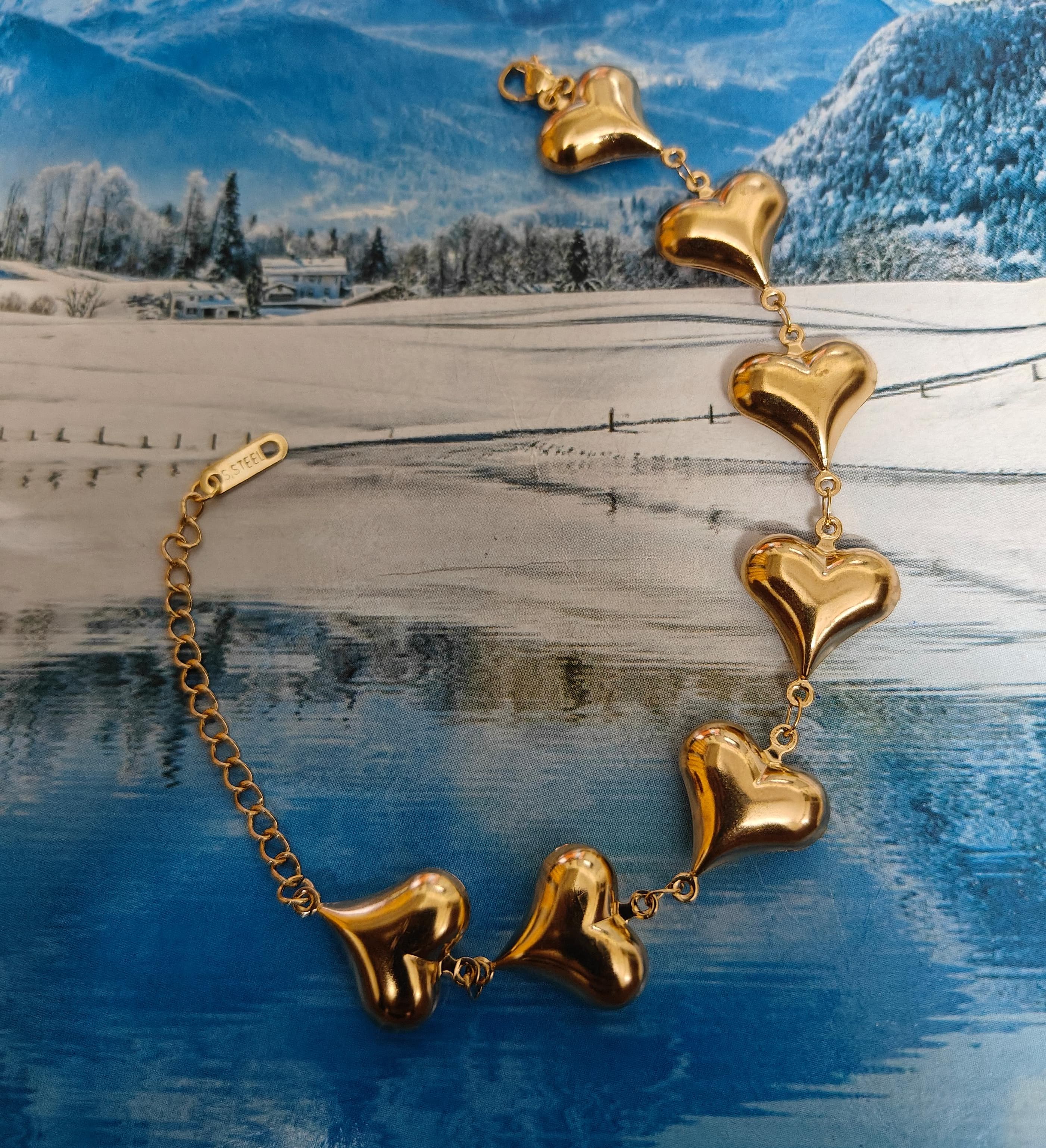 Gold Heart Charm Bracelet