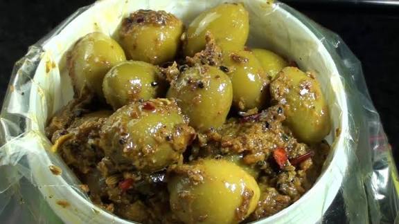 Olive Pickle-زیتون کا اچار (Organic)