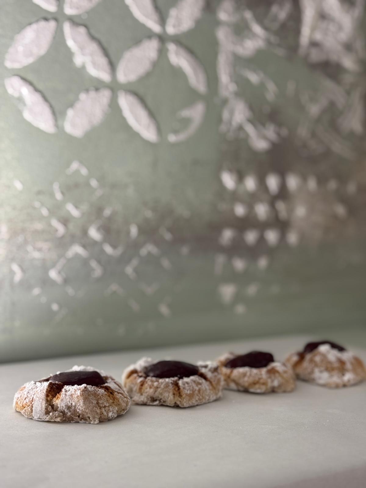 Paste di mandorla alla marmellata di fragole