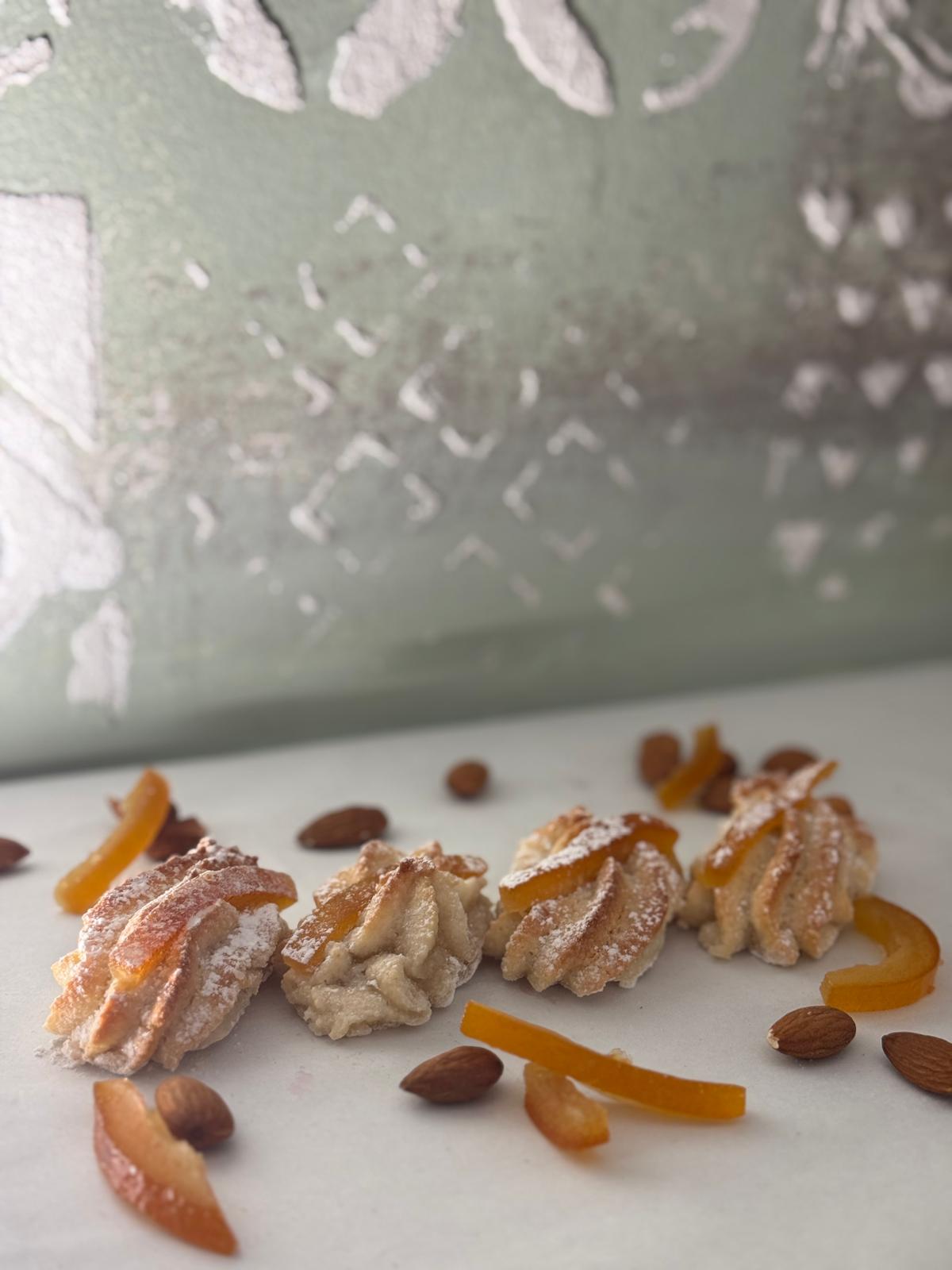 Paste di mandorla con arancia candita