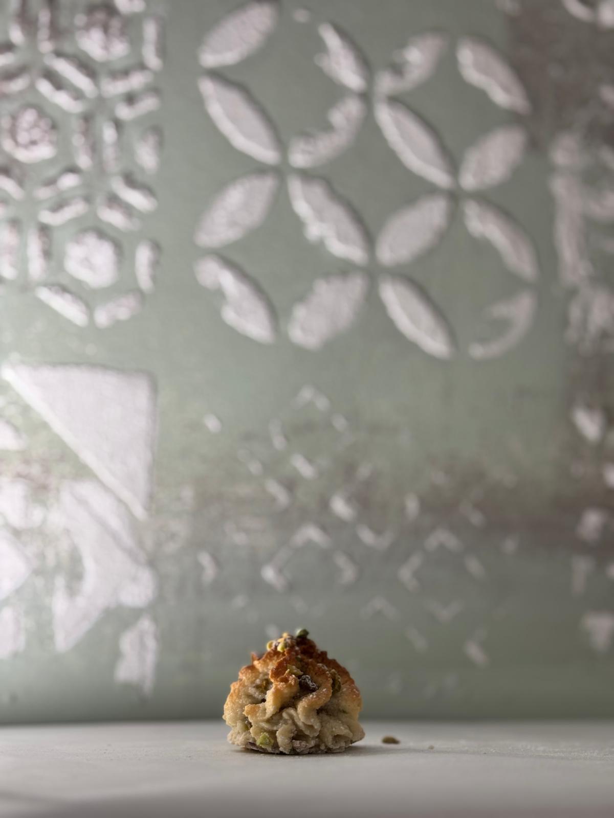 Paste di mandorla con granella di pistacchio