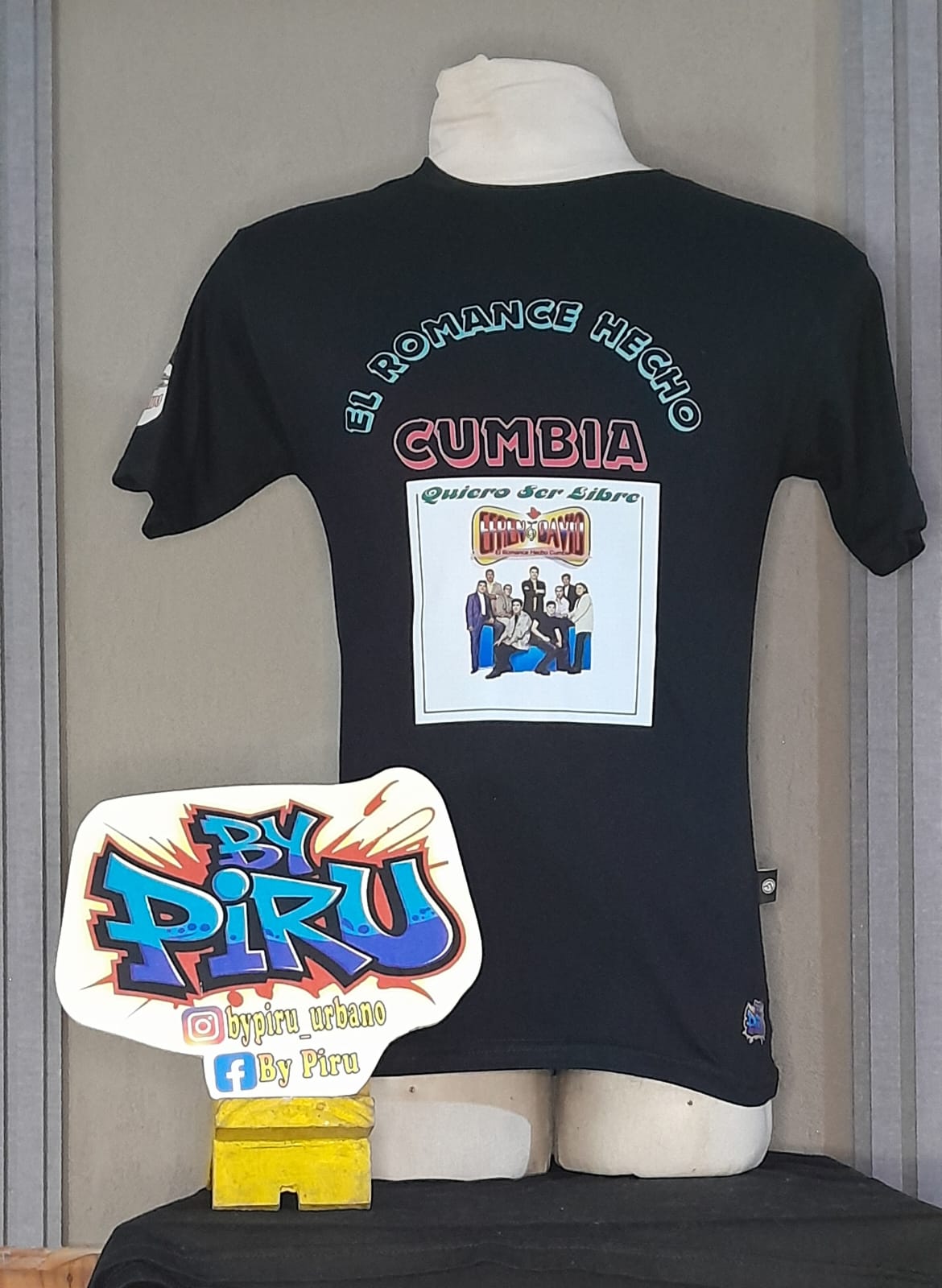 Camiseta 'El Romance Hecho Cumbia'