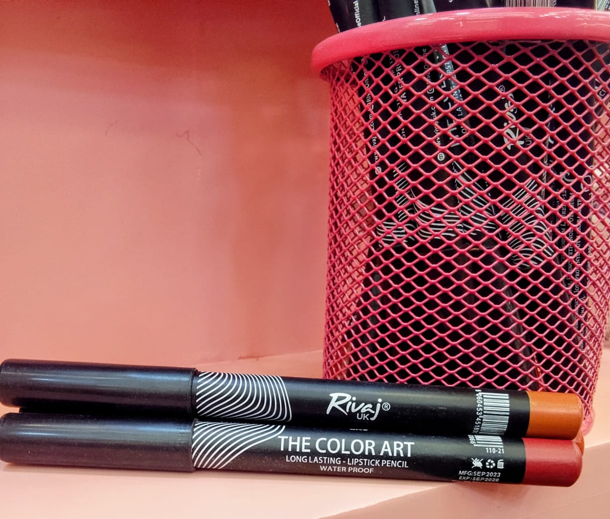 Rivaj UK The Color Art Lipstick Pencil