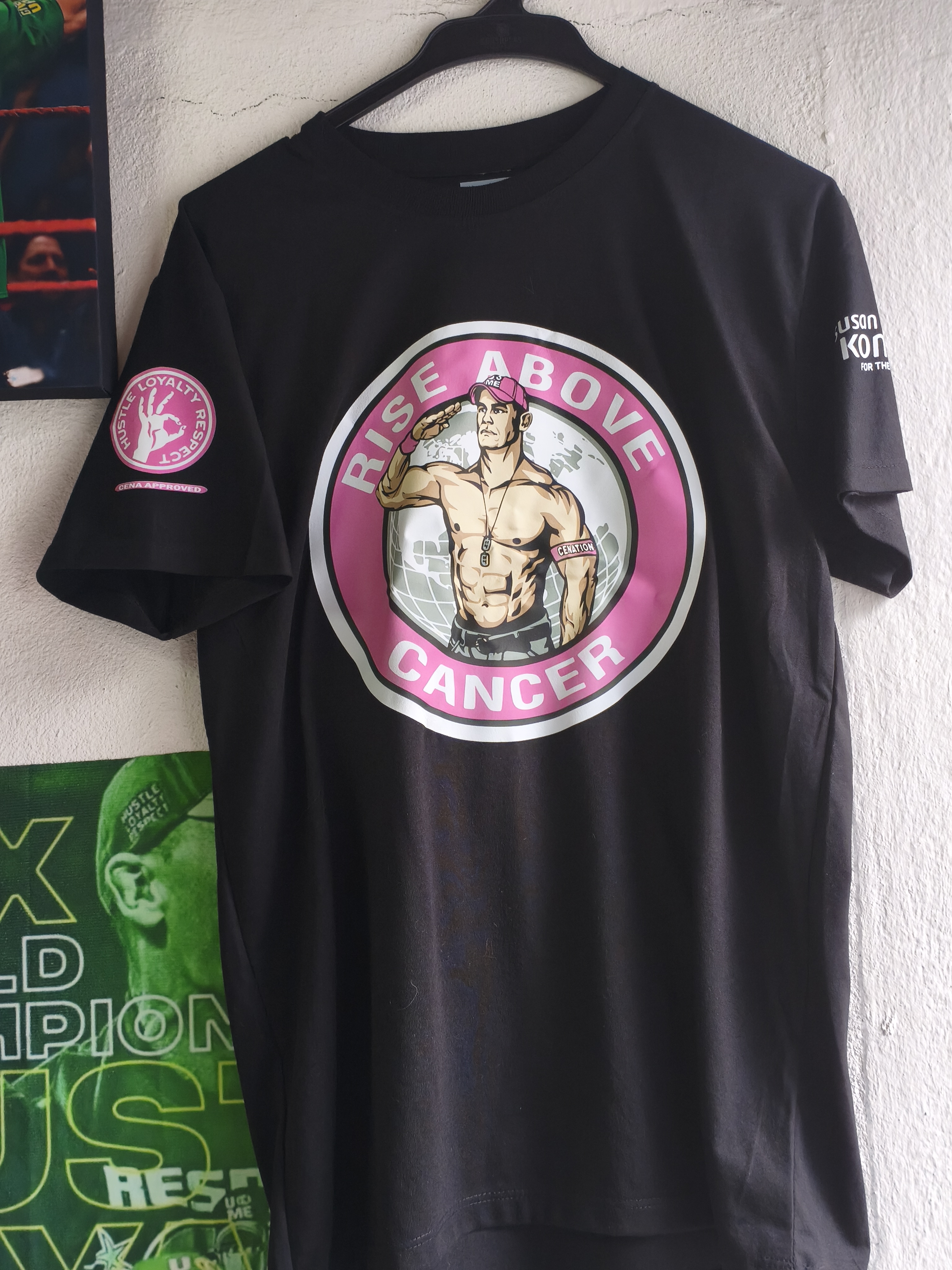 Camiseta Réplica John Cena "Rise Above Cáncer"