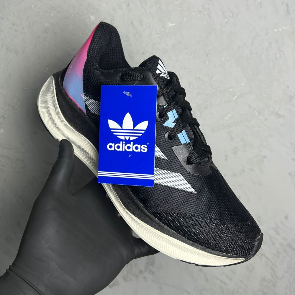 Tênis Adidas Preto/Rosa