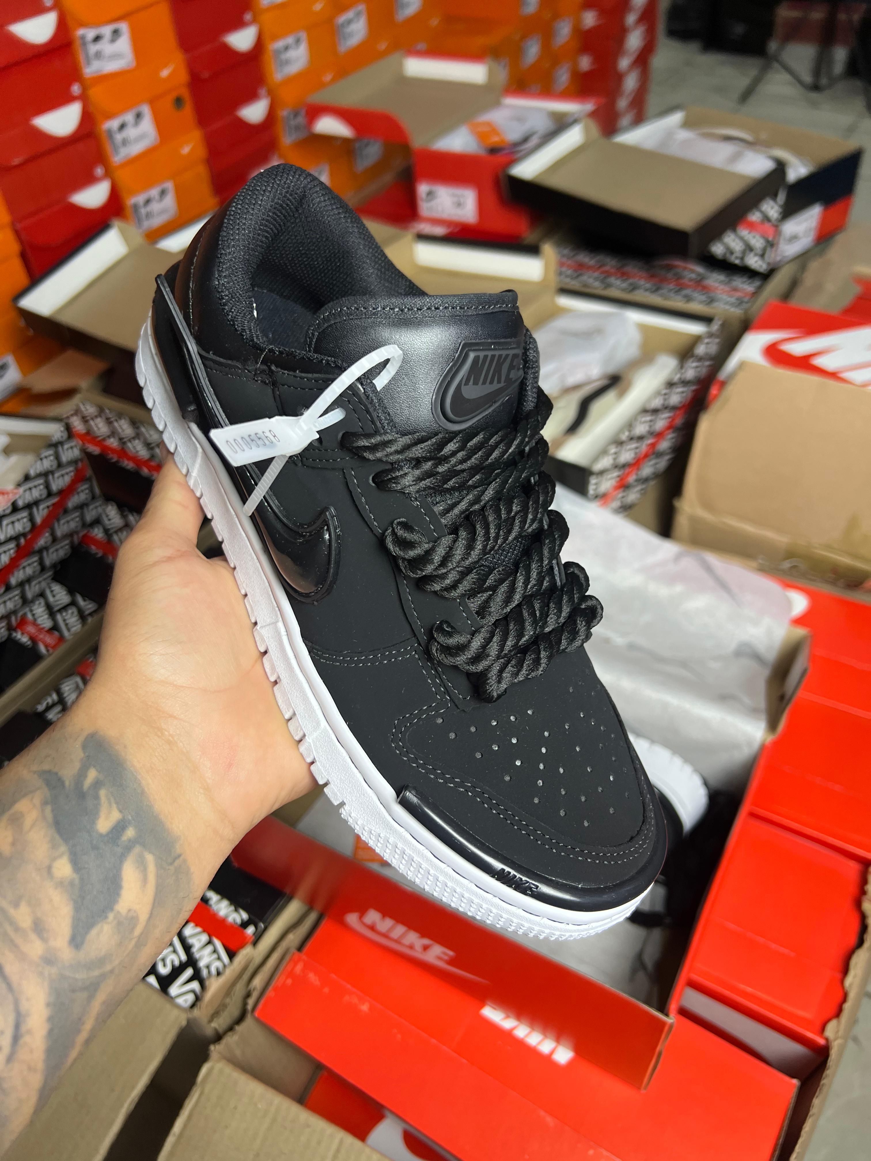 Tênis Nike Dunk Low Preto