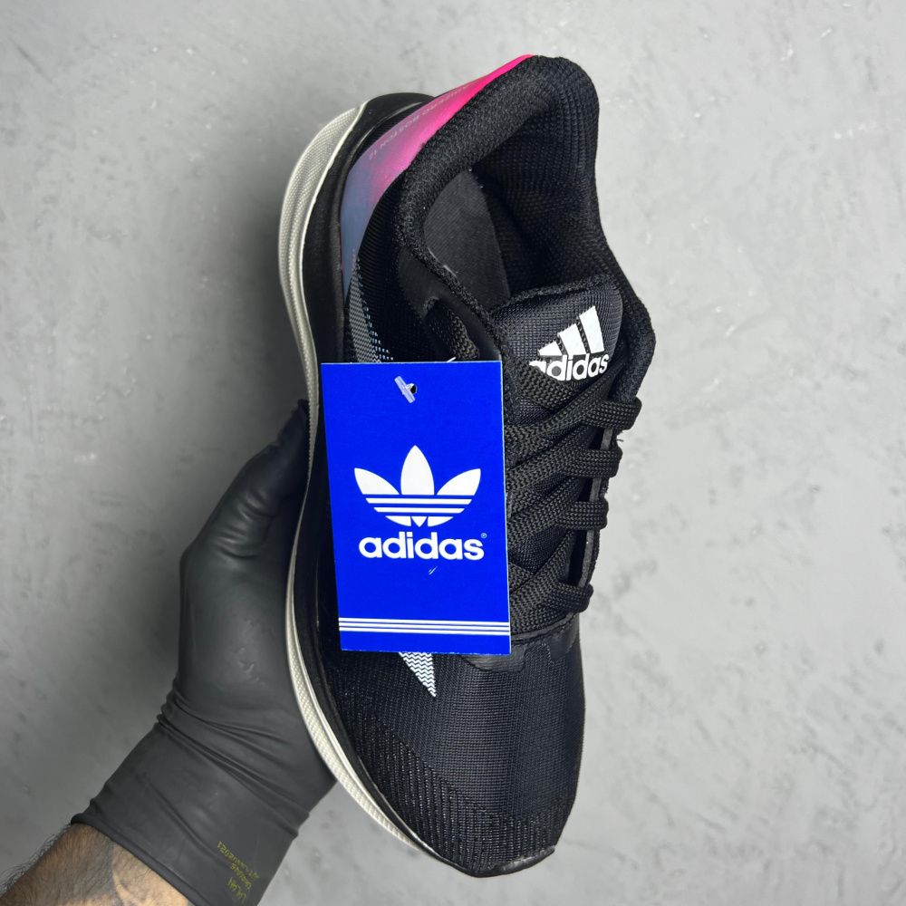 Tênis Adidas Preto/Rosa