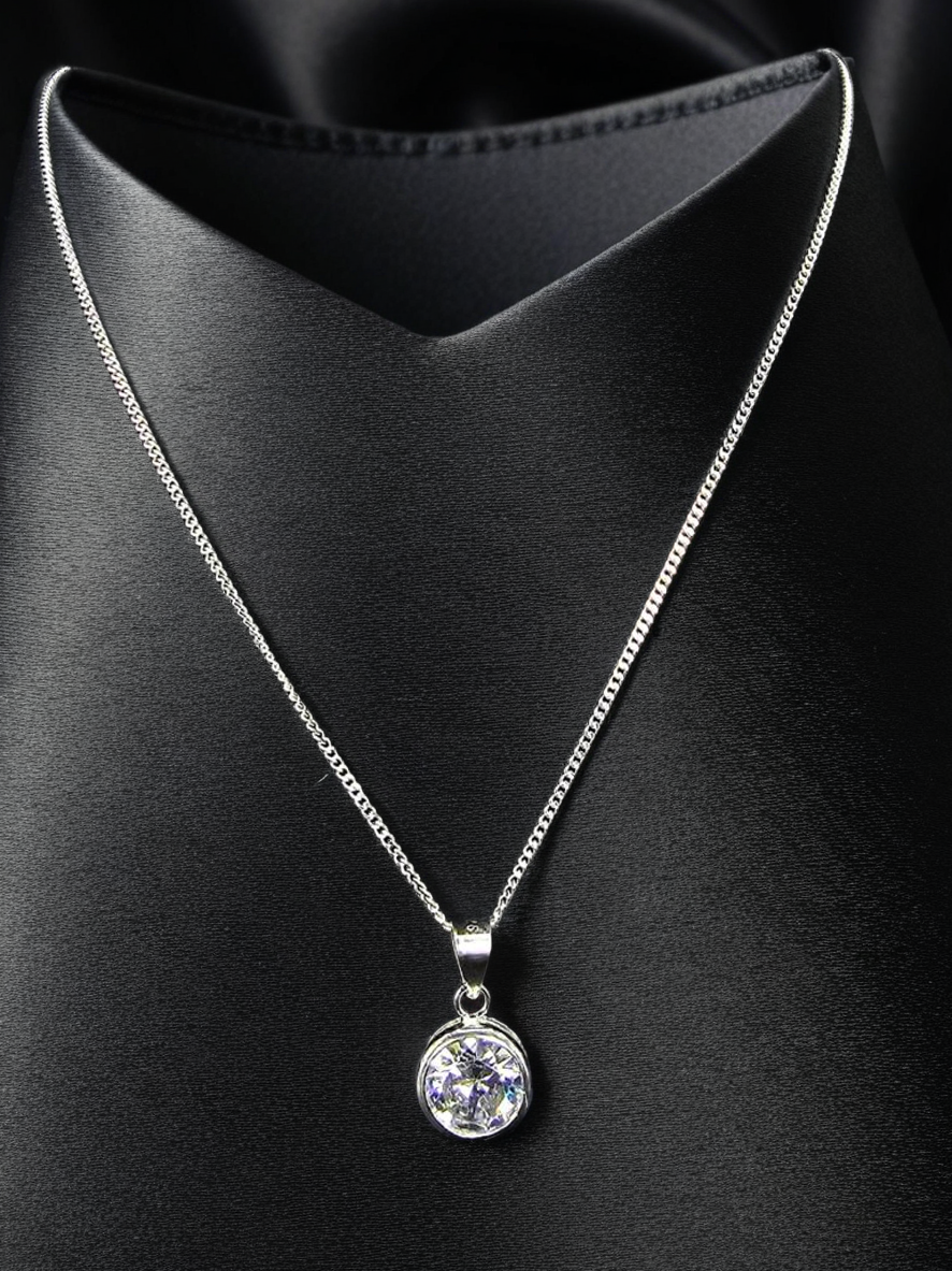 Collar de plata con zirconia