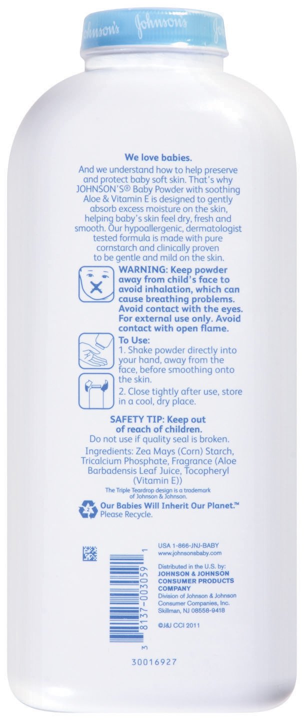 Johnson's Baby Powder with Naturally Derived Cornstarch, Aloe & Vitamin E for Delicate Skin