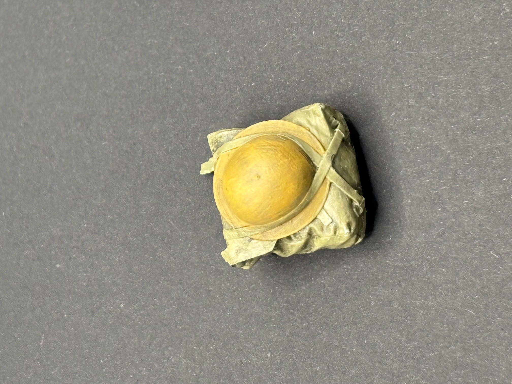 Hanging 37 pattern Large Pack with Helmet