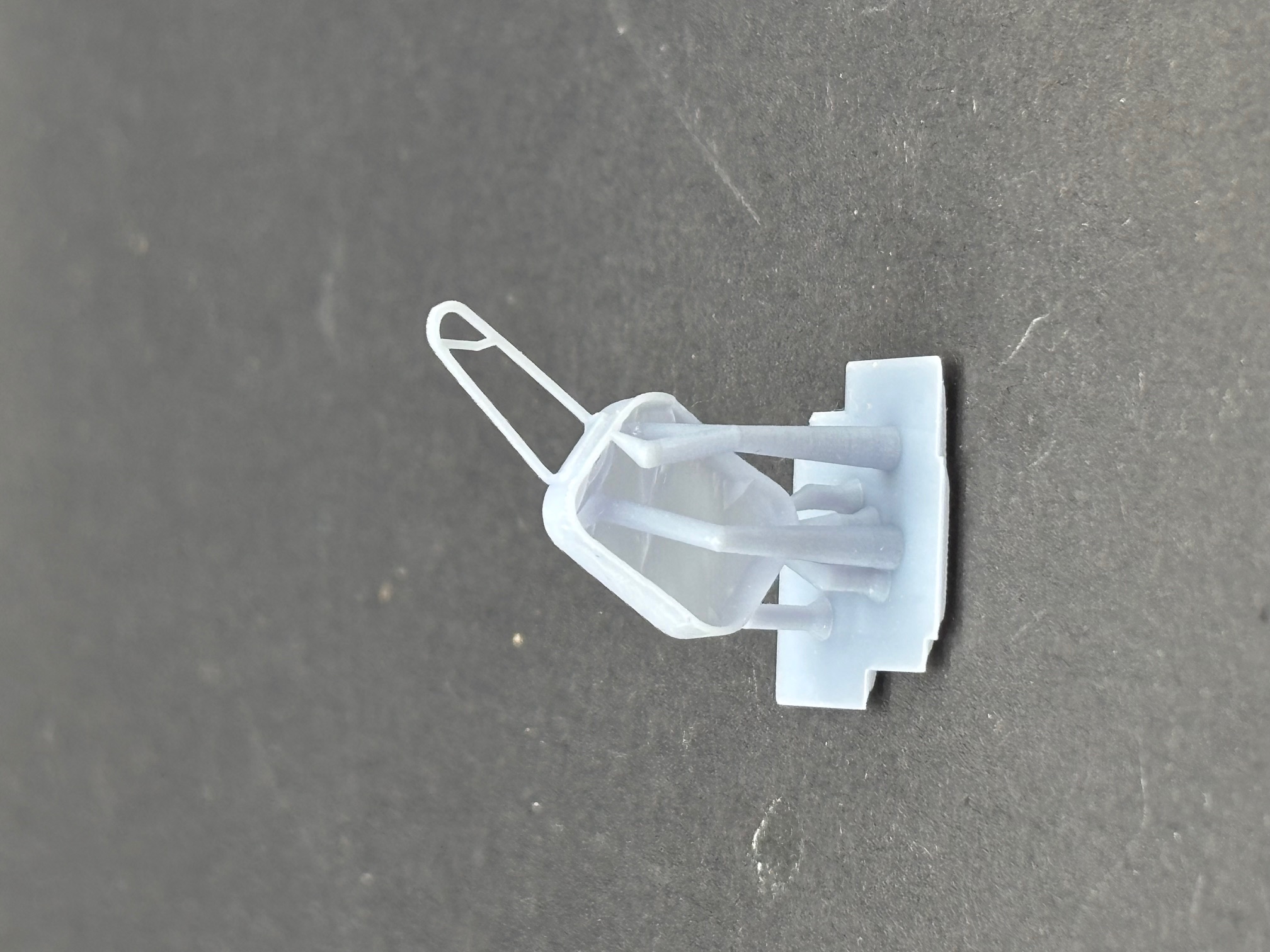 Single open mess tin.