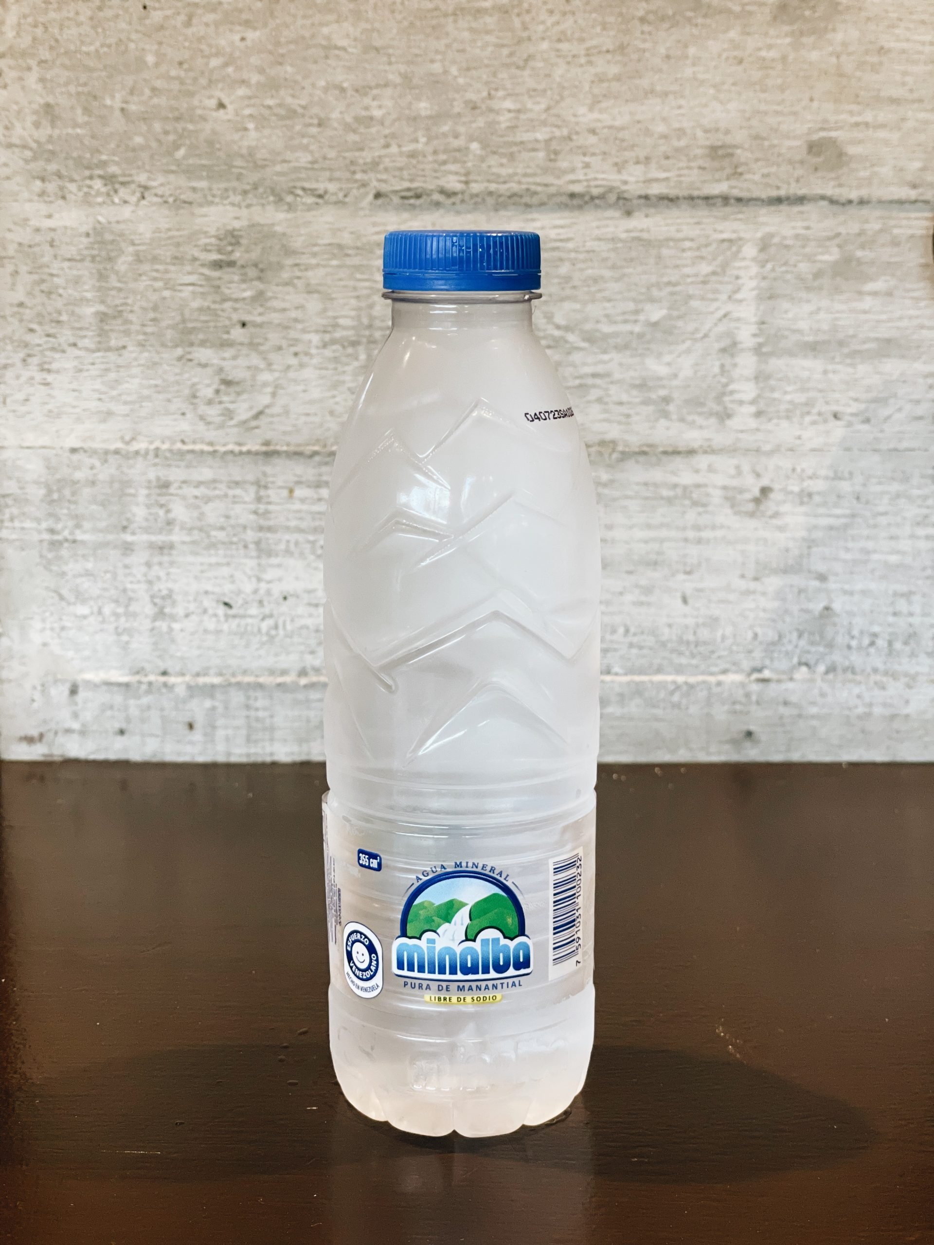 Botella de Agua Mineral