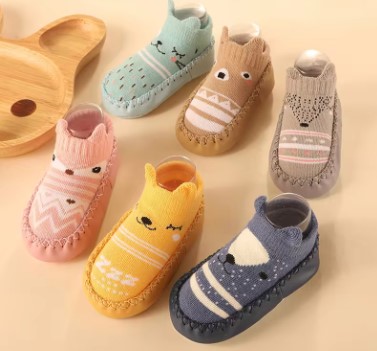 ZAPAMEDIAS DE BEBÉS ANTIDESLIZANTES CORTOS Y LARGOS