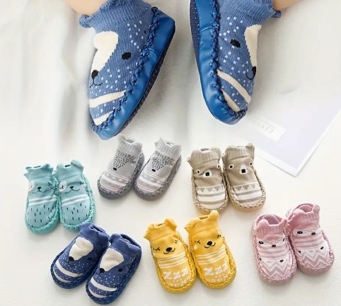 ZAPAMEDIAS DE BEBÉS ANTIDESLIZANTES CORTOS Y LARGOS