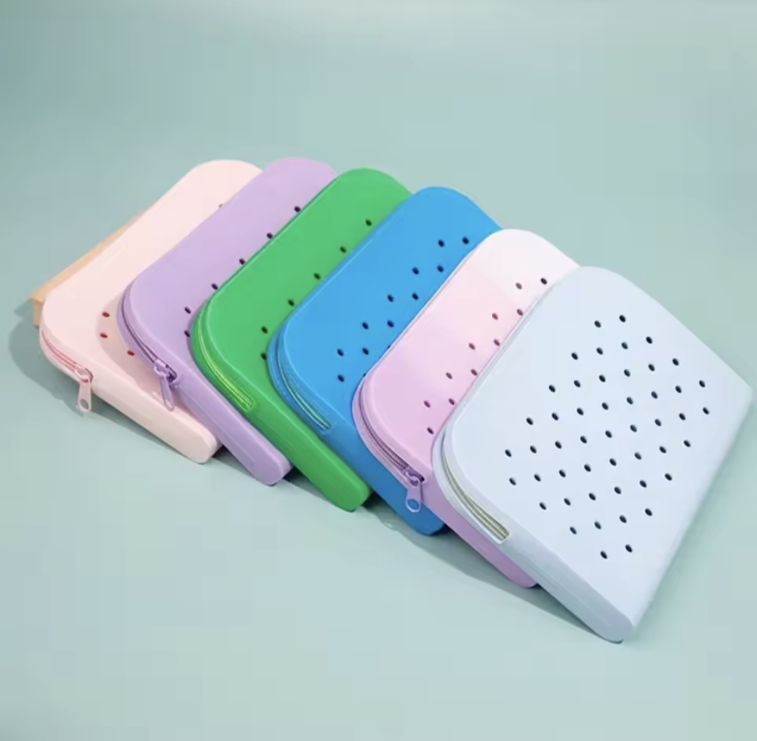 Silicone case for flashcards