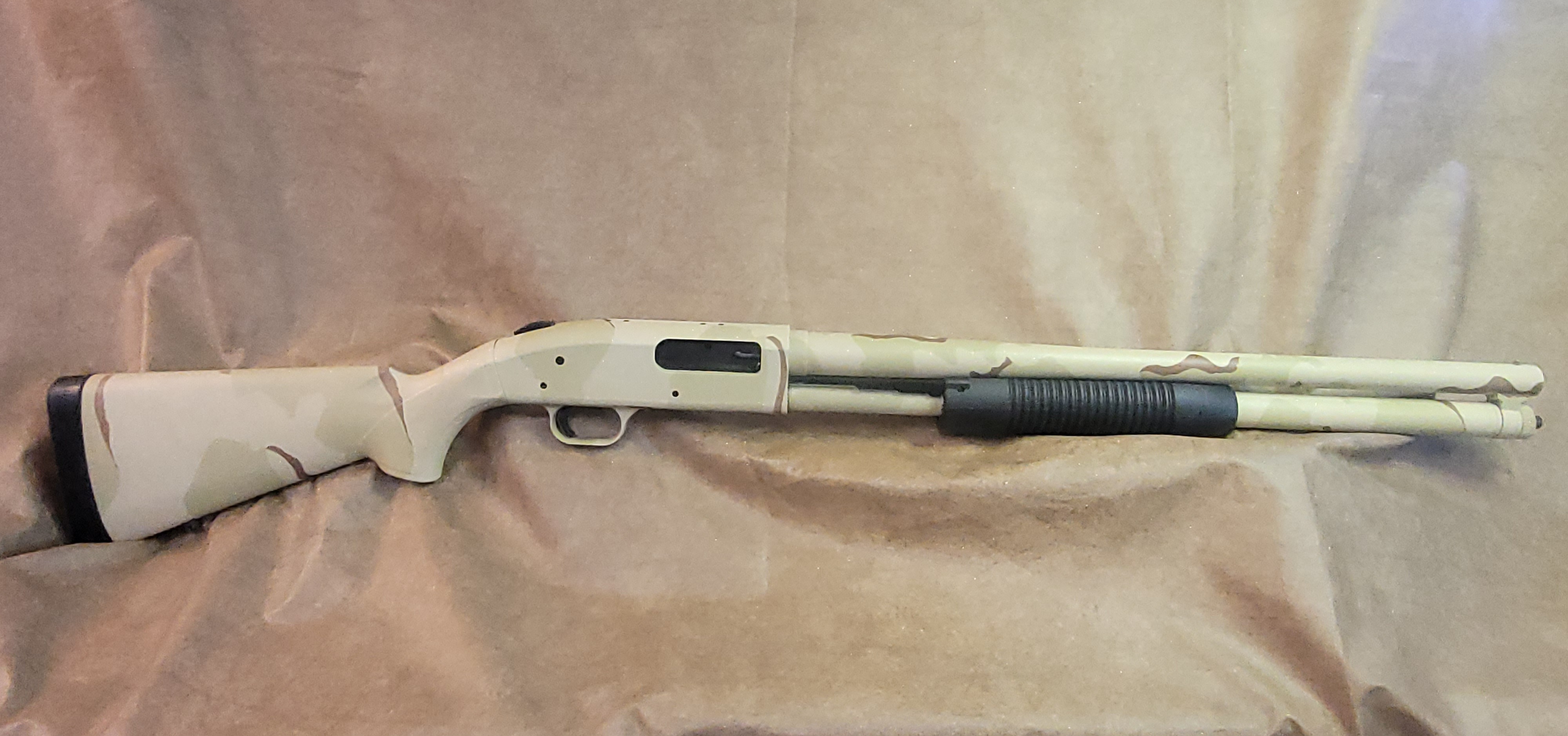 Mossberg 500A 12 ga camo 3" chamber 20inch barrel lightly used gun black forearm