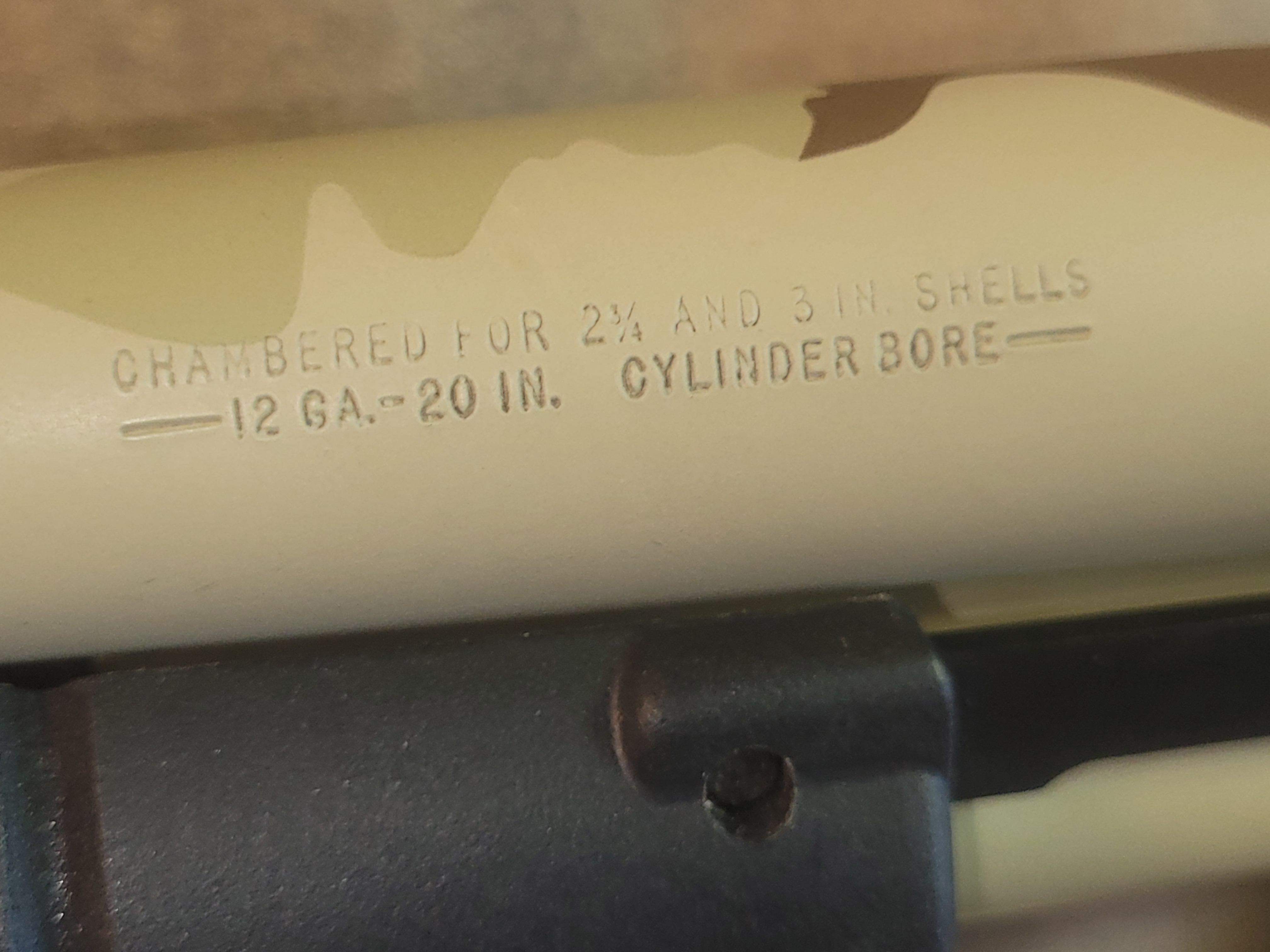 Mossberg 500A 12 ga camo 3" chamber 20inch barrel lightly used gun black forearm