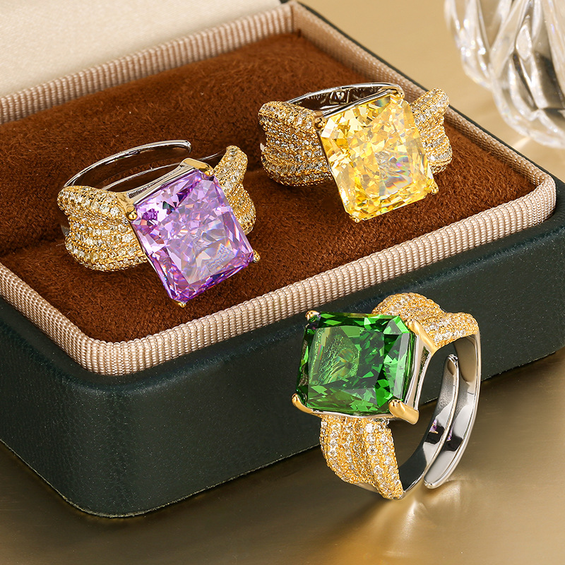 Gold-Plated High-Carbon Diamond Emerald-Cut Square Diamond Copper-Set Ring