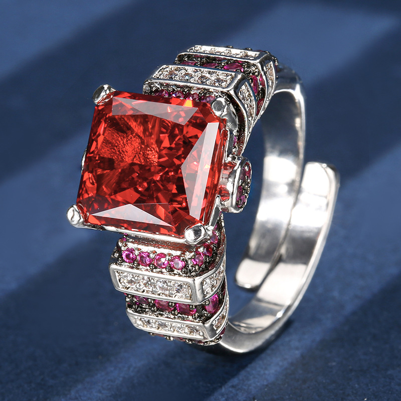 Unique Design Ice Flower Cut High-Carbon Diamond Jewelry Rings 