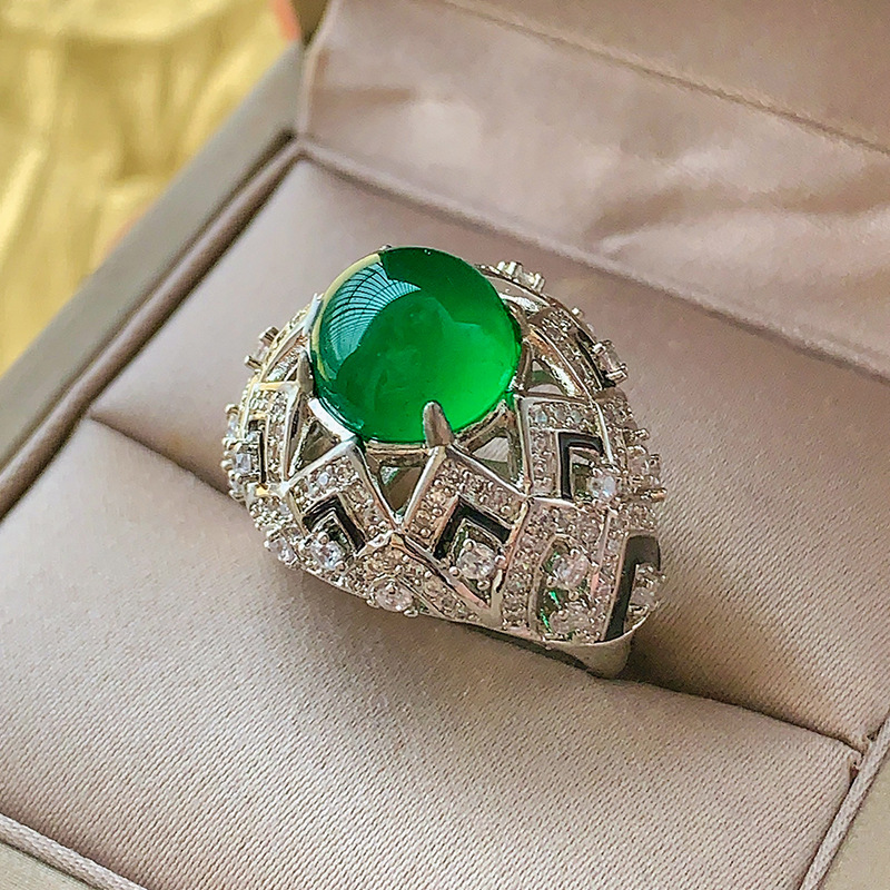 Luxury Stunning handcrafted ring with vivid ruby gem Ring