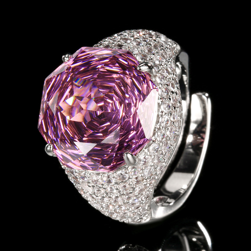 Modern Emerald Green Crystal Ring