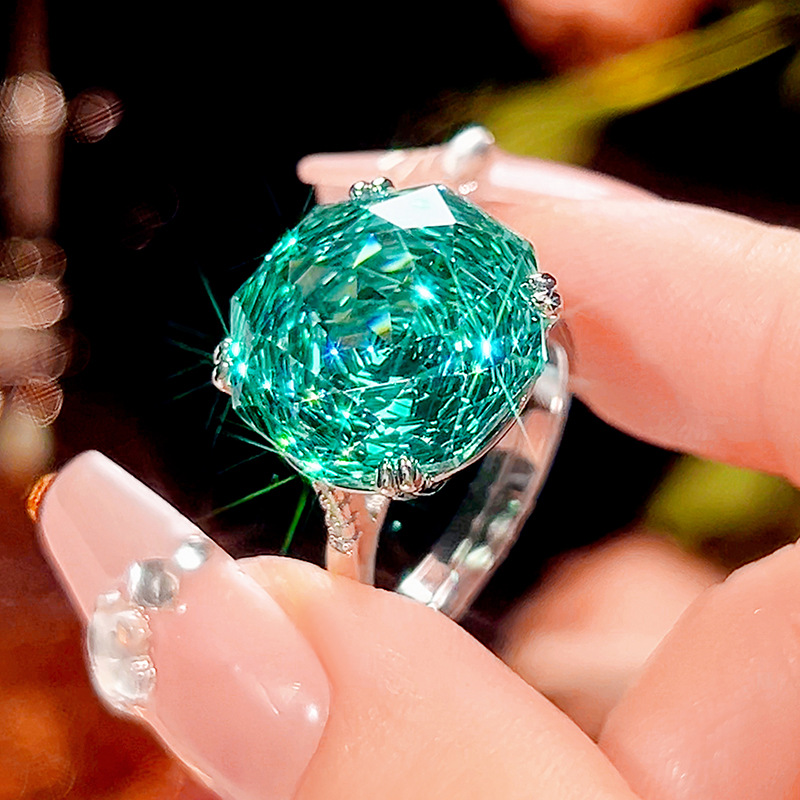 Fashion Elegent Crystal Ring