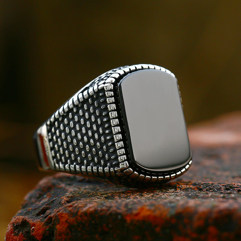 Men's vintage fashion ring