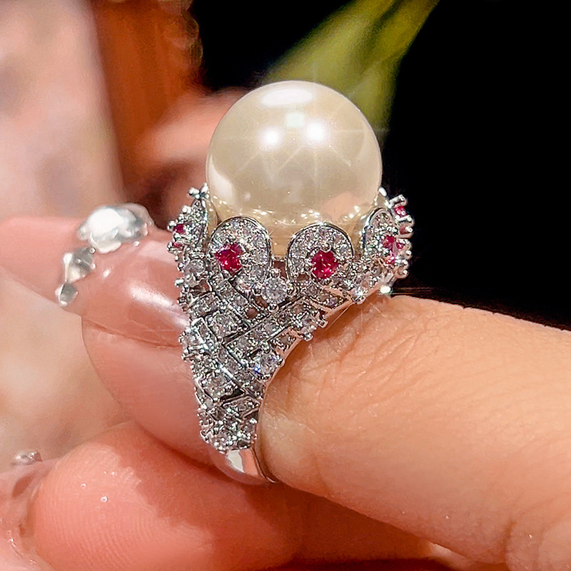 Jewelry-Inlaid Simulated Grey Pearl Retro Fashion Diamond-Accented Ring