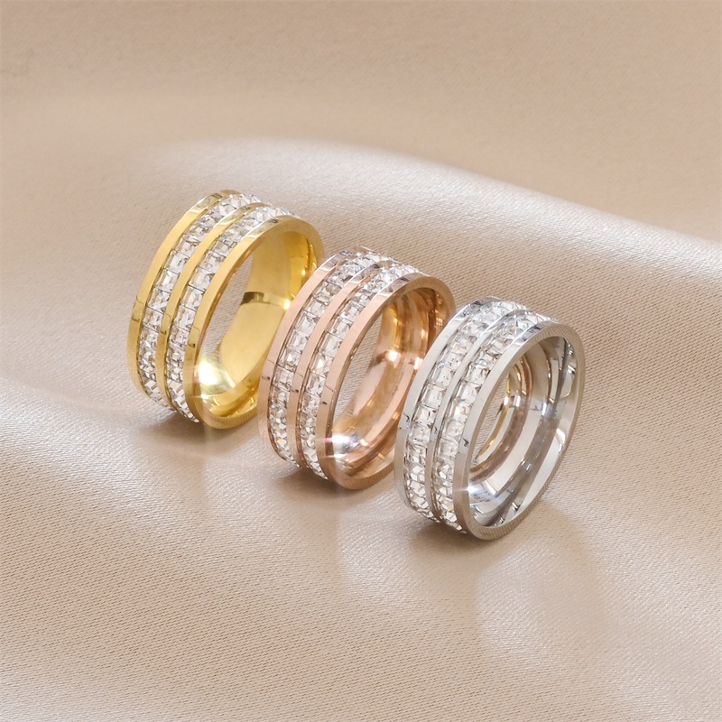 Hot-selling Light Luxury Stylish INS-style Diamond-Embedded women's rings