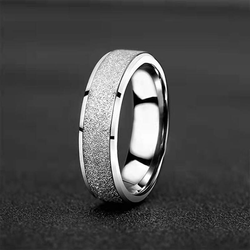 Classic unisex fashion ring