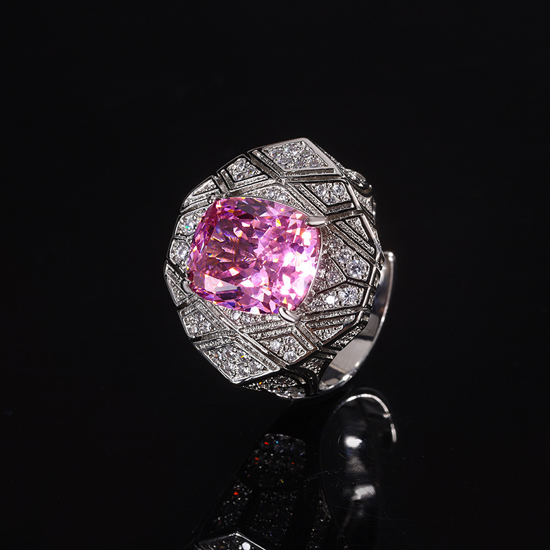 Elegant Bird's Nest Cut stylish Fashion Engagement Rings