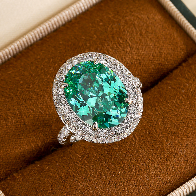 Vintage-Style Elegant Ring for Women