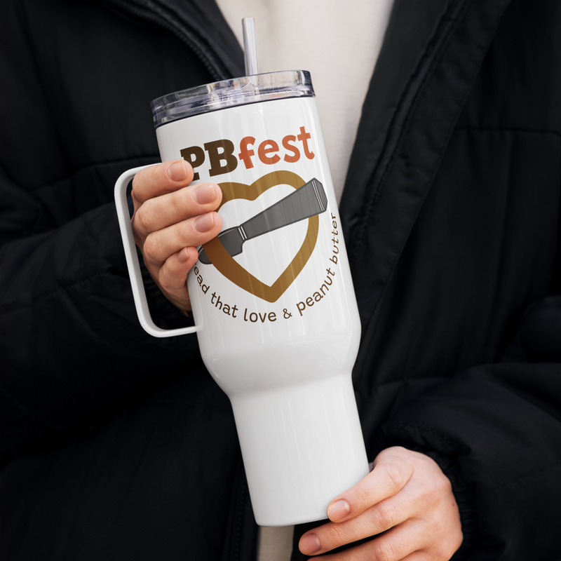 Travel mug with a handle