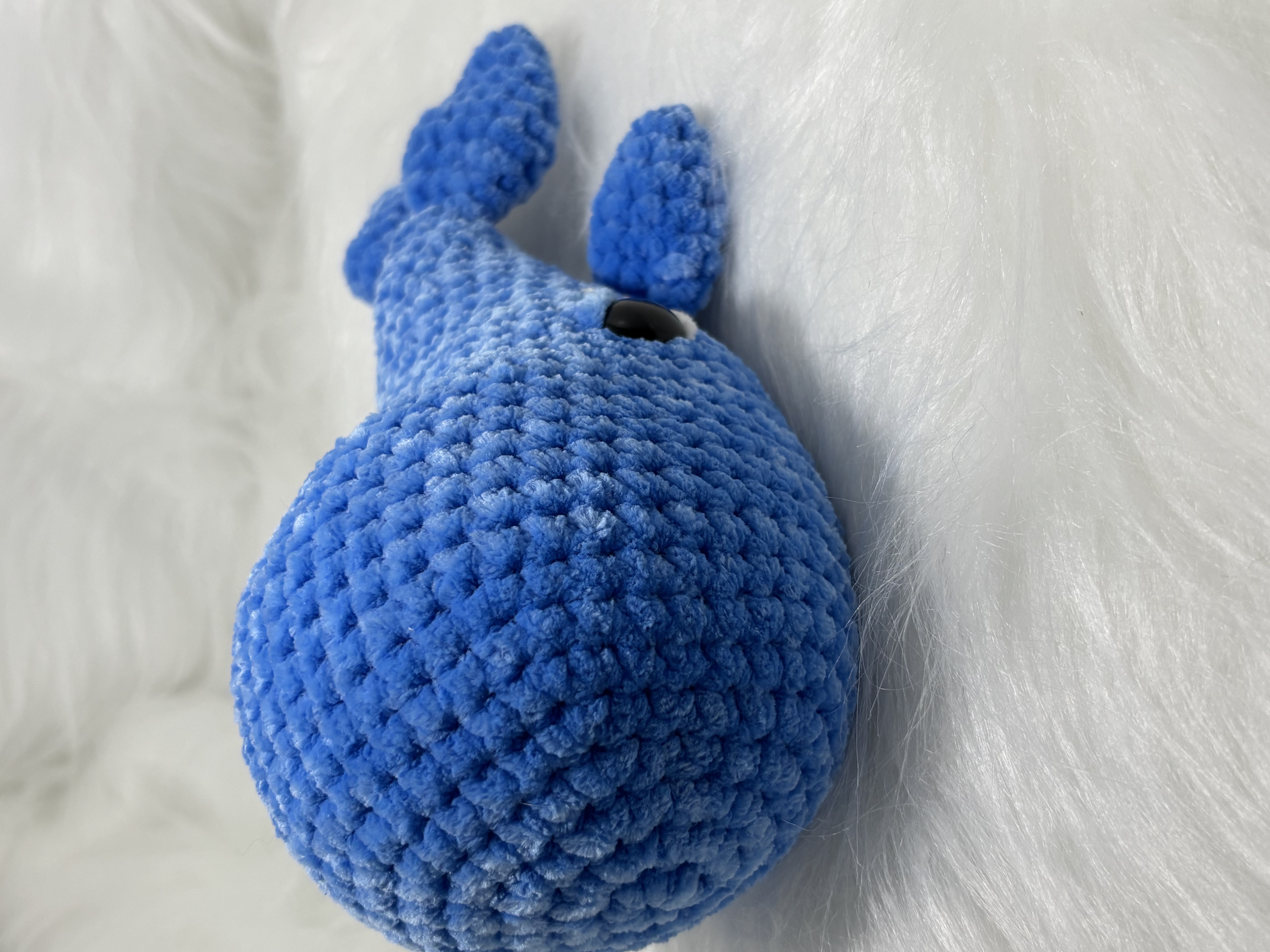 Gehaakte walvis van chenille garen