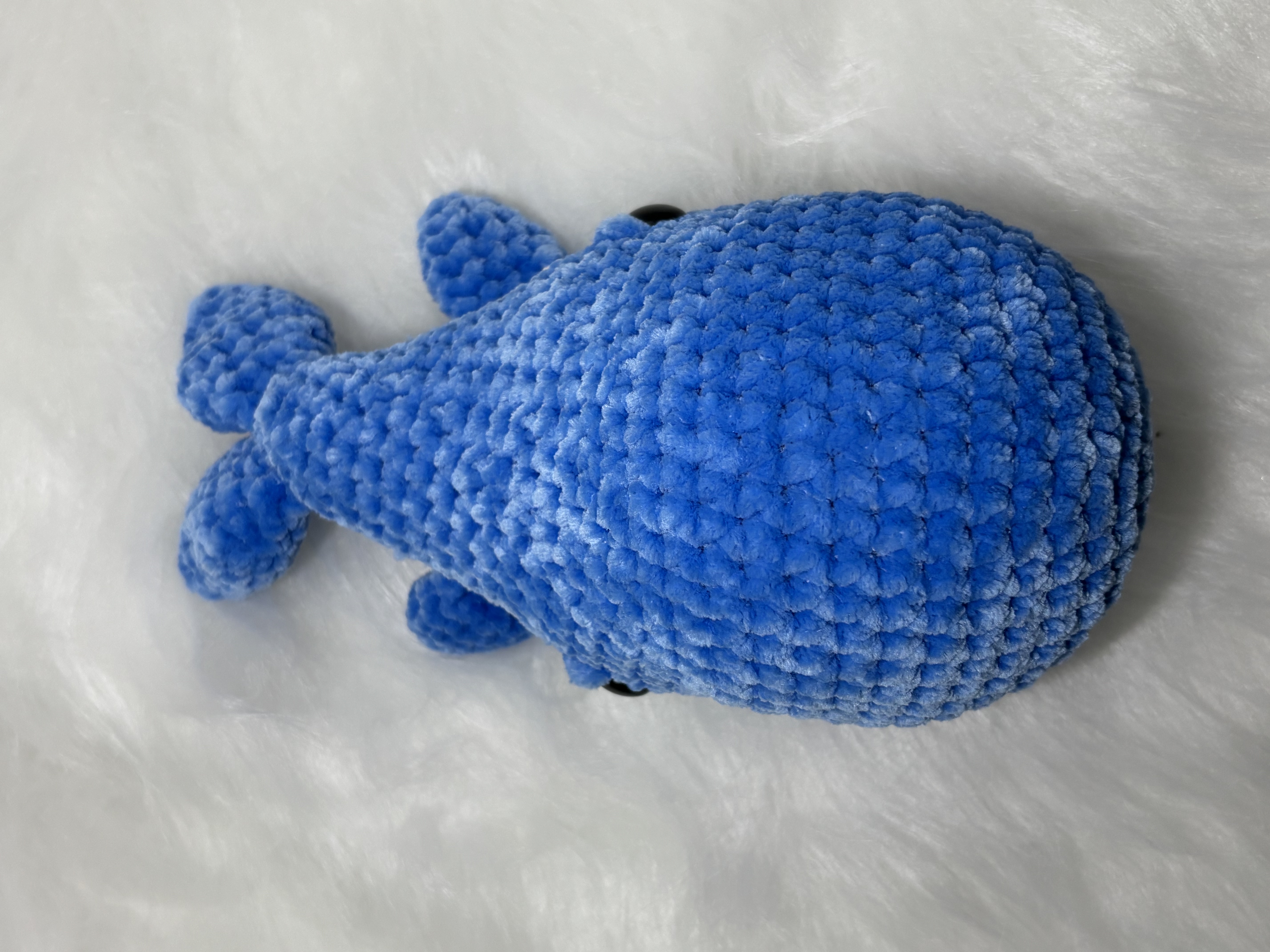 Gehaakte walvis van chenille garen