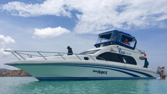 Day Trip Speedboat