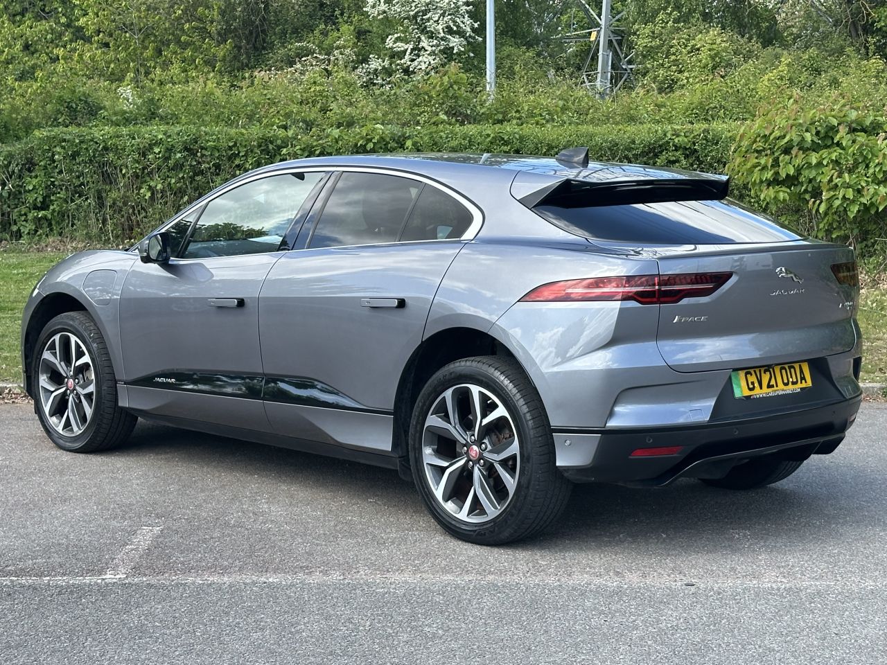 JAGUAR I-PACE